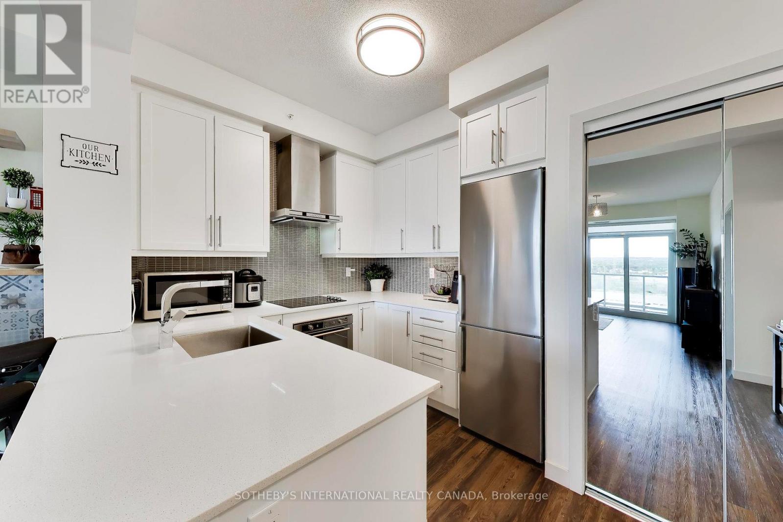 #1009 2081 FAIRVIEW STREET - 9
