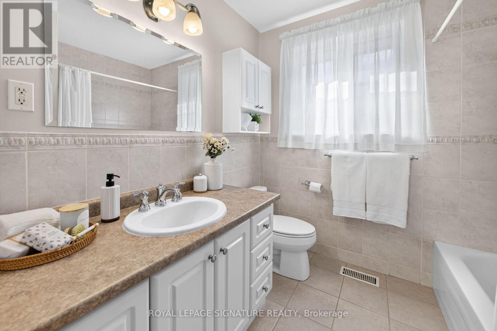 28 CANDLEWOOD CRESCENT - 15