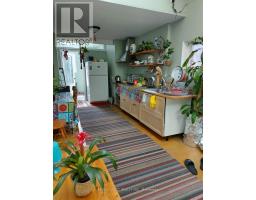 10 Fairbank Avenue, Toronto, ON M6E3Y4 Photo 11