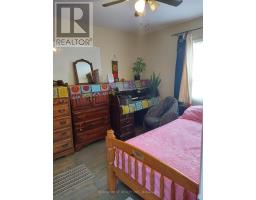 10 Fairbank Avenue, Toronto, ON M6E3Y4 Photo 12