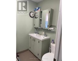10 Fairbank Avenue, Toronto, ON M6E3Y4 Photo 14