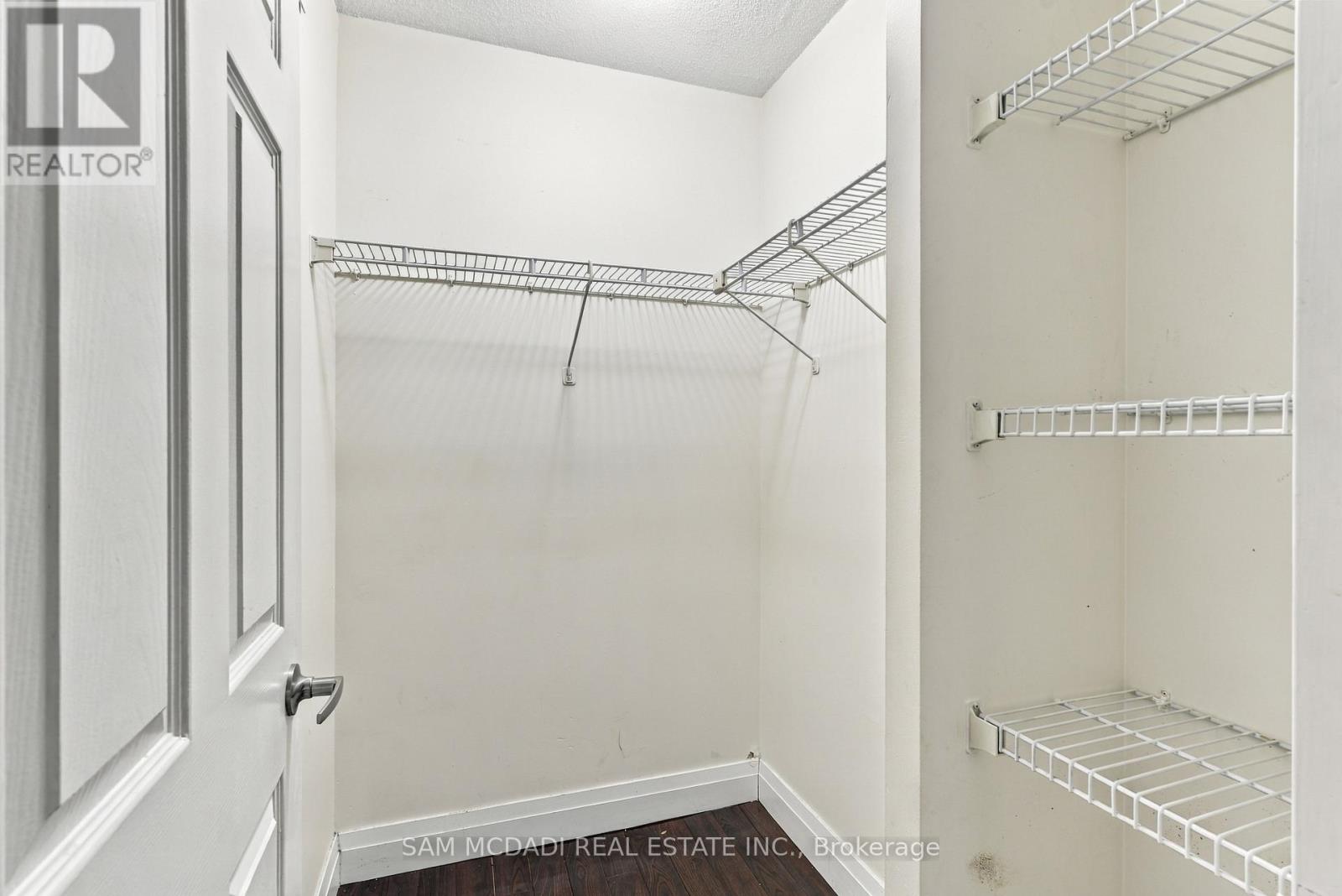 #903 265 ENFIELD PLACE - 20