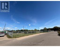 B&c - 1108 Pembroke Street E, Laurentian Valley, ON K8A7R5 Photo 7