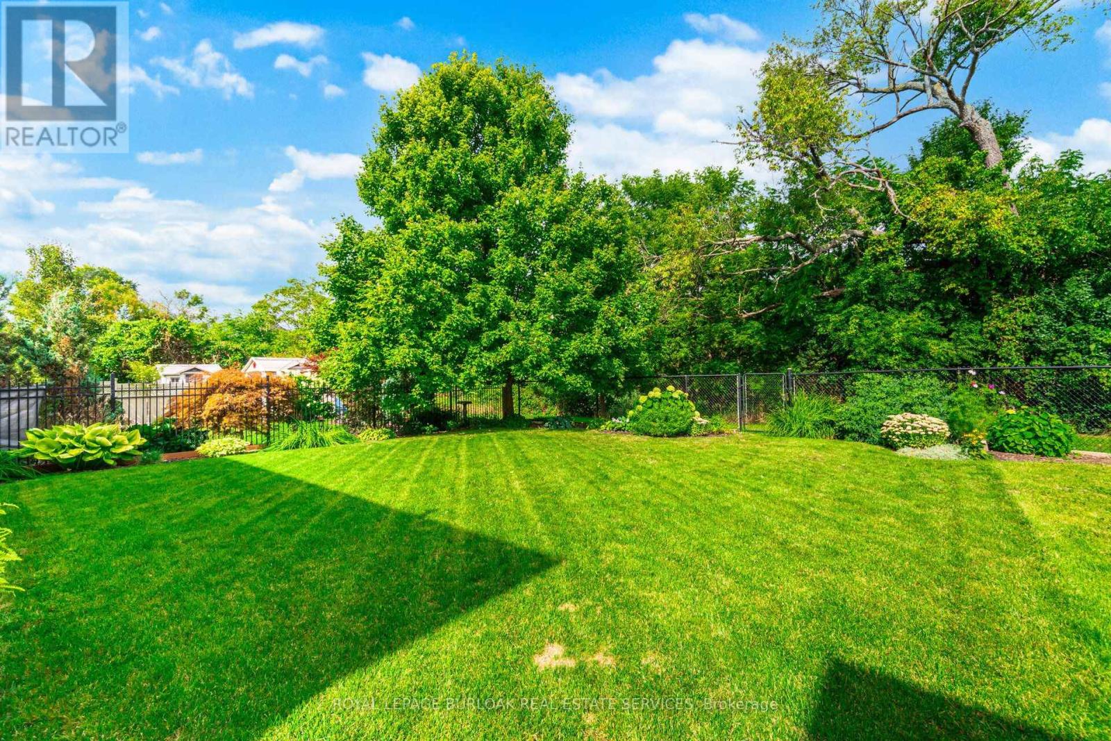 84 Meadowbank Drive, Hamilton, ON photo 41