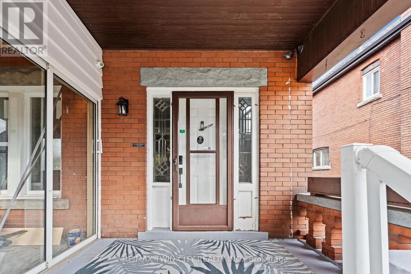 88 GAGE AVENUE S - 5