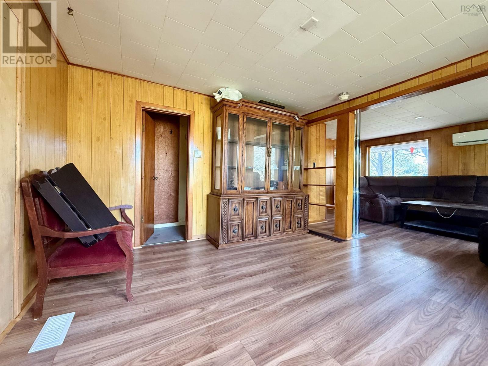 4466 Highway 302 - Image 13