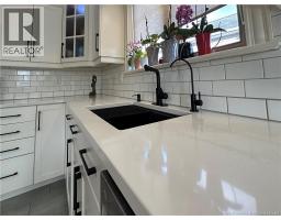 5pc Bathroom - 37 Guy Street, Shediac, NB E4P0L5 Photo 9