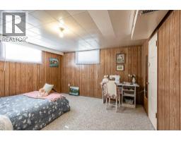 77 9 Street Ne, Medicine Hat, AB T1A5S1 Photo 20