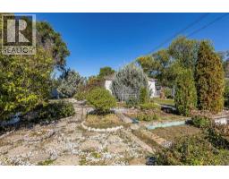 77 9 Street Ne, Medicine Hat, AB T1A5S1 Photo 33