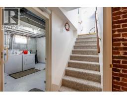 77 9 Street Ne, Medicine Hat, AB T1A5S1 Photo 22