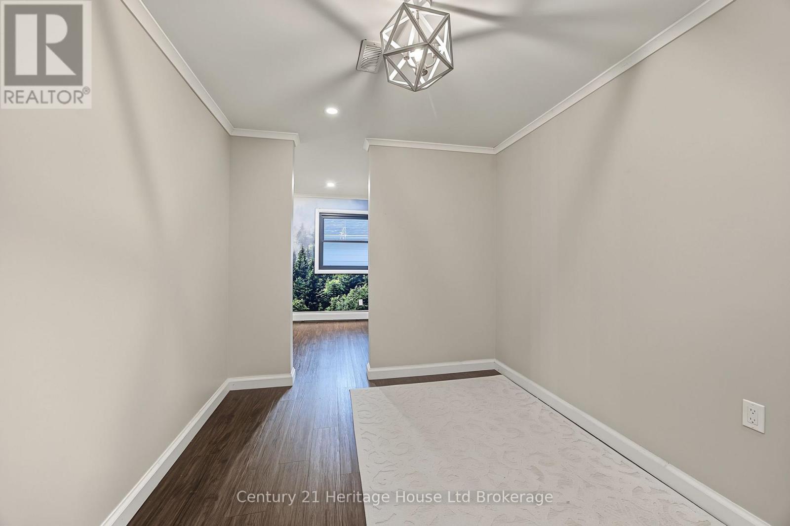 7 Thistle Court — photo 29