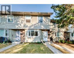 13, 123 Queensland Drive SE - photo 2