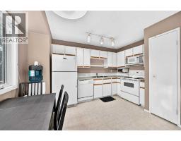 13, 123 Queensland Drive SE - photo 3