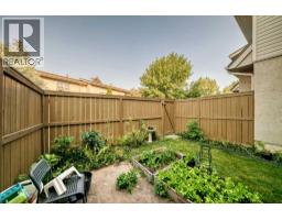 13, 123 Queensland Drive SE - photo 20