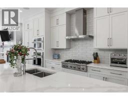 3pc Bathroom - 3308 2 Street Nw, Calgary, AB T2K0X9 Photo 14