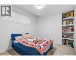 3308 2 Street Nw, Calgary, AB T2K0X9 Photo 40
