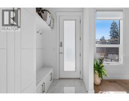 3308 2 Street Nw, Calgary, AB T2K0X9 Photo 24
