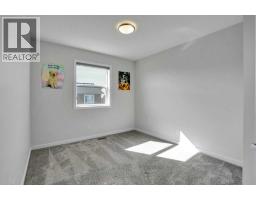 235 Clydesdale Avenue, Cochrane, AB T4C2R1 Photo 34