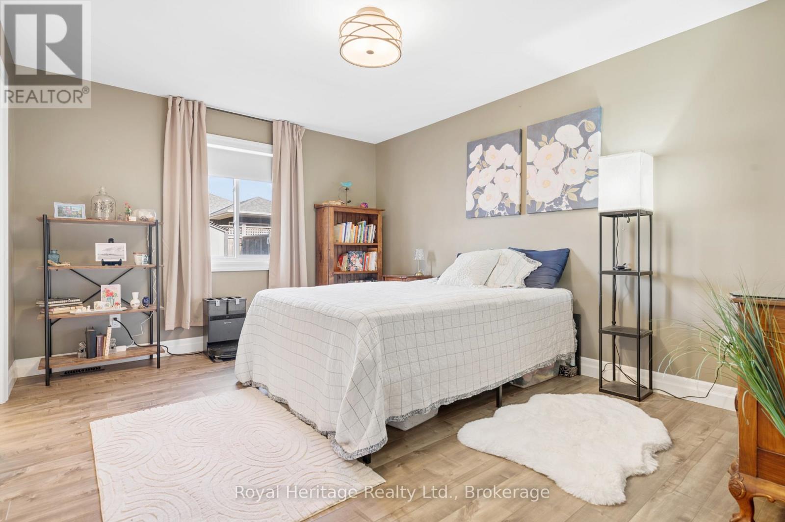 40 AMBROSIA TERRACE - 22