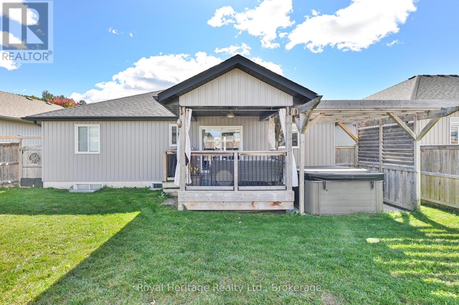 40 Ambrosia Terrace, Quinte West, ON photo 35