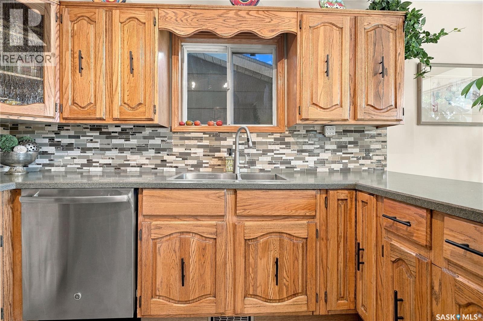 222 Smith ROAD - 17