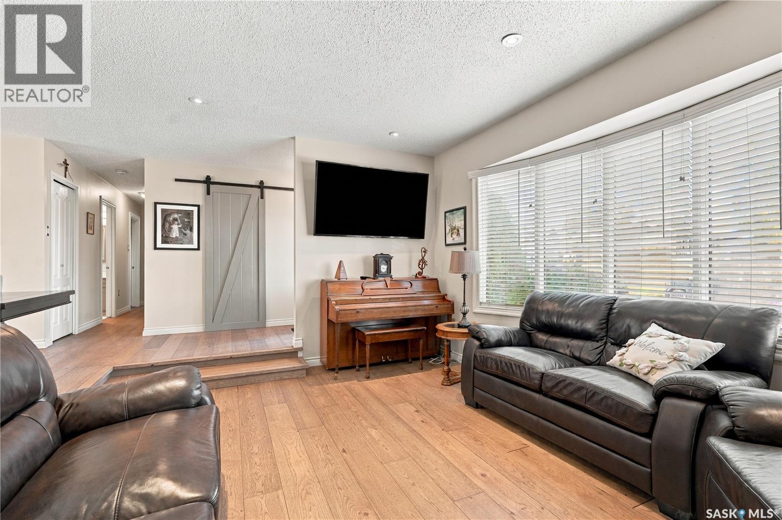 222 Smith ROAD, Saskatoon — photo 7