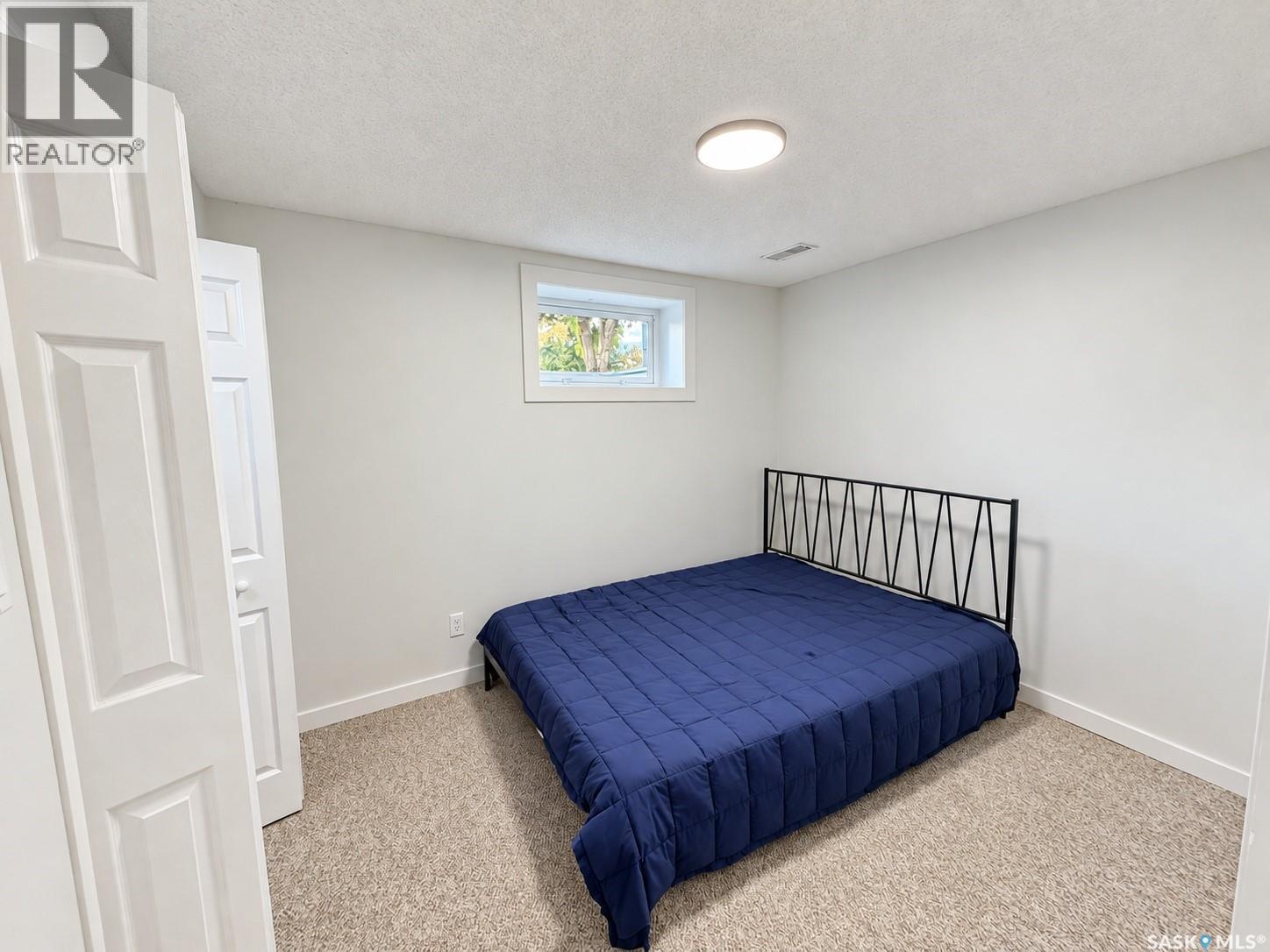 1535 Laura AVENUE - Image 15