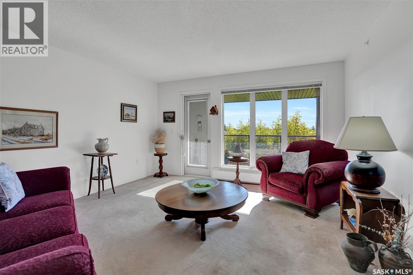 #450 3631 Albert STREET - 9