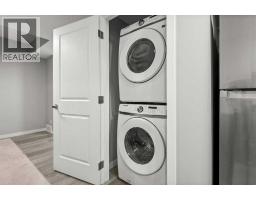 243 Silver Spruce Grove SW - photo 35