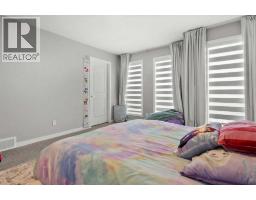243 Silver Spruce Grove SW - photo 27