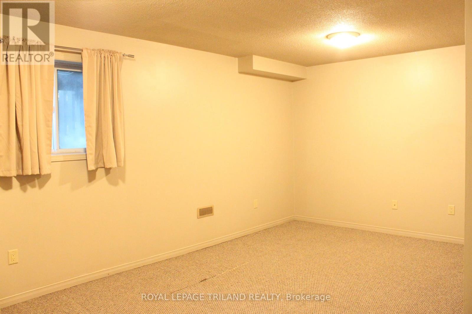 780 Fanshawe Park Road — photo 17