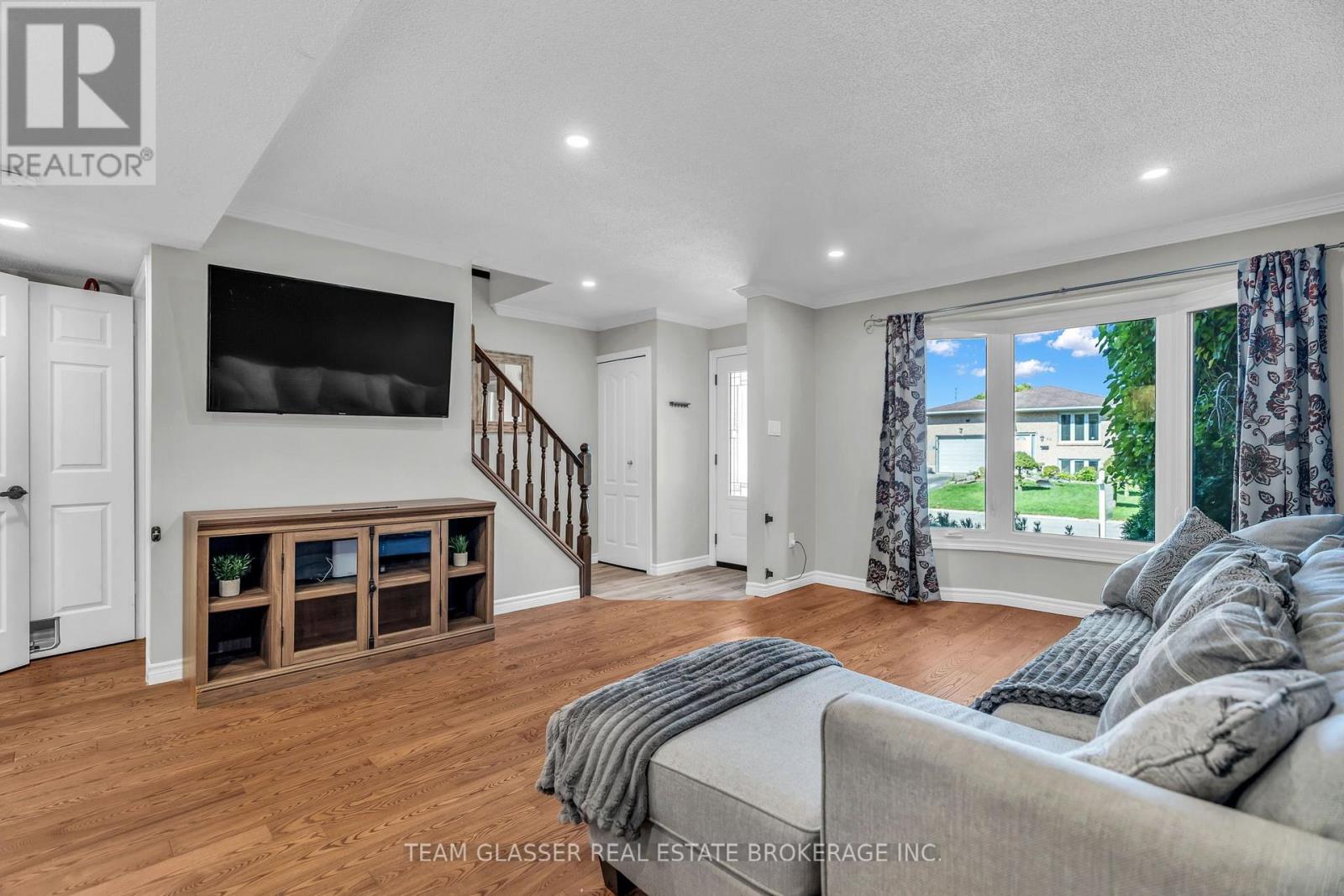 26 DAYBREAK DRIVE - Image 11