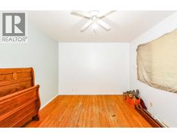 Bedroom - 5911 47 Avenue, Camrose, AB T4V0G8 Photo 10