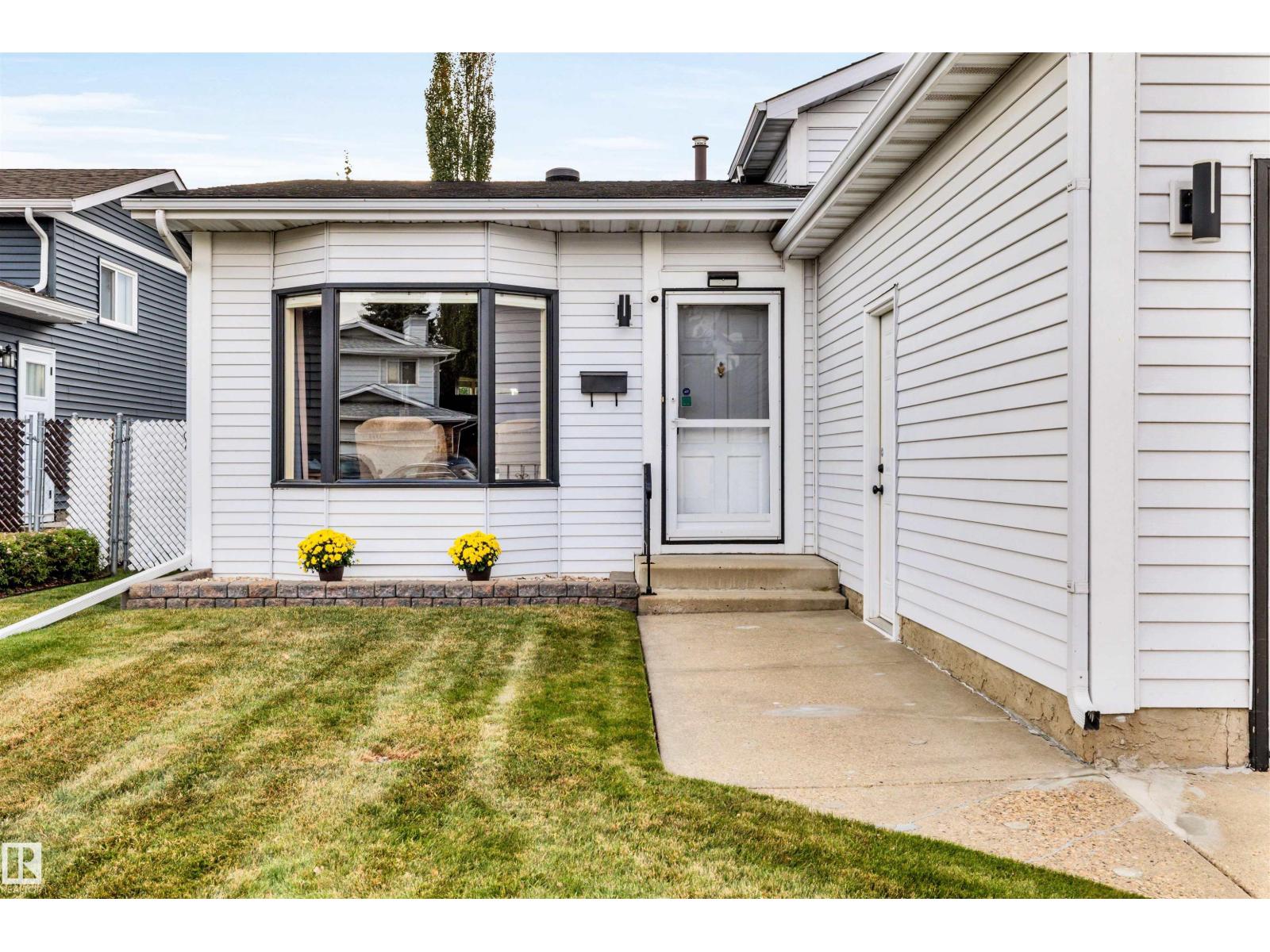 17832 93 ST NW, Edmonton Alberta