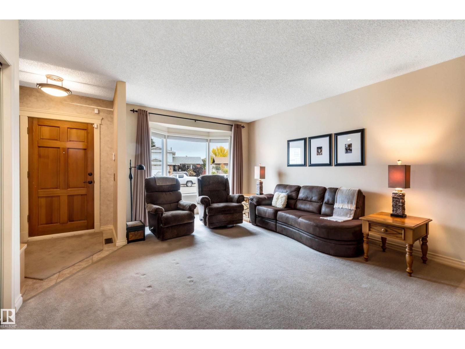 17832 93 ST NW, Edmonton Alberta