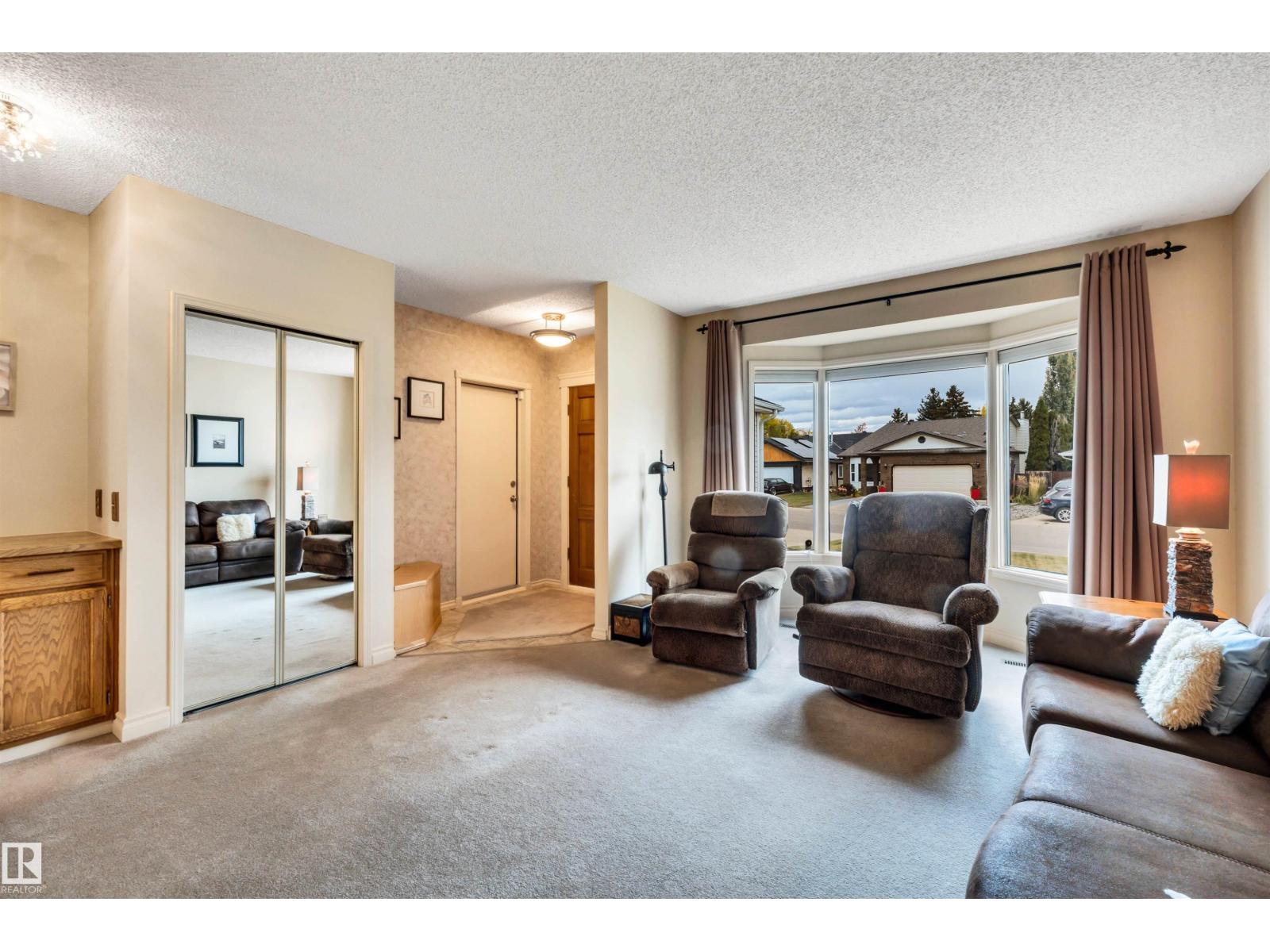17832 93 Street NW, Lago Lindo — photo 4 of 30: Property photo