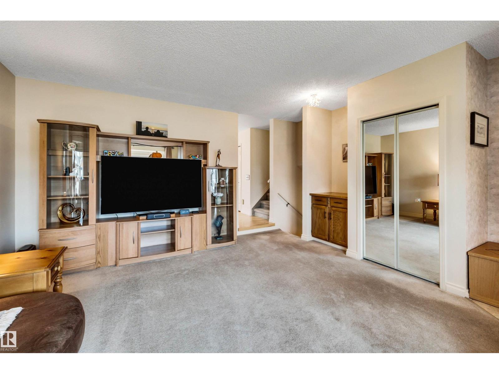 17832 93 Street NW, Lago Lindo — photo 5 of 30: Property photo