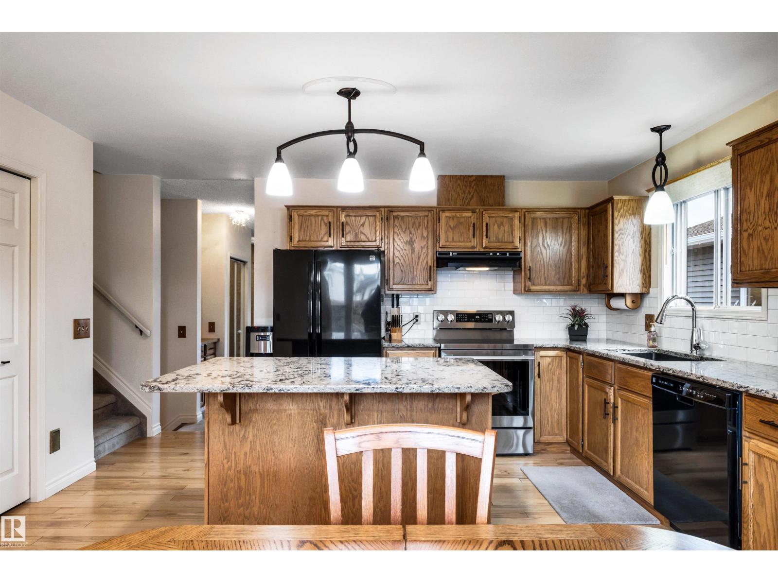 17832 93 Street NW, Lago Lindo — photo 8 of 30: Property photo