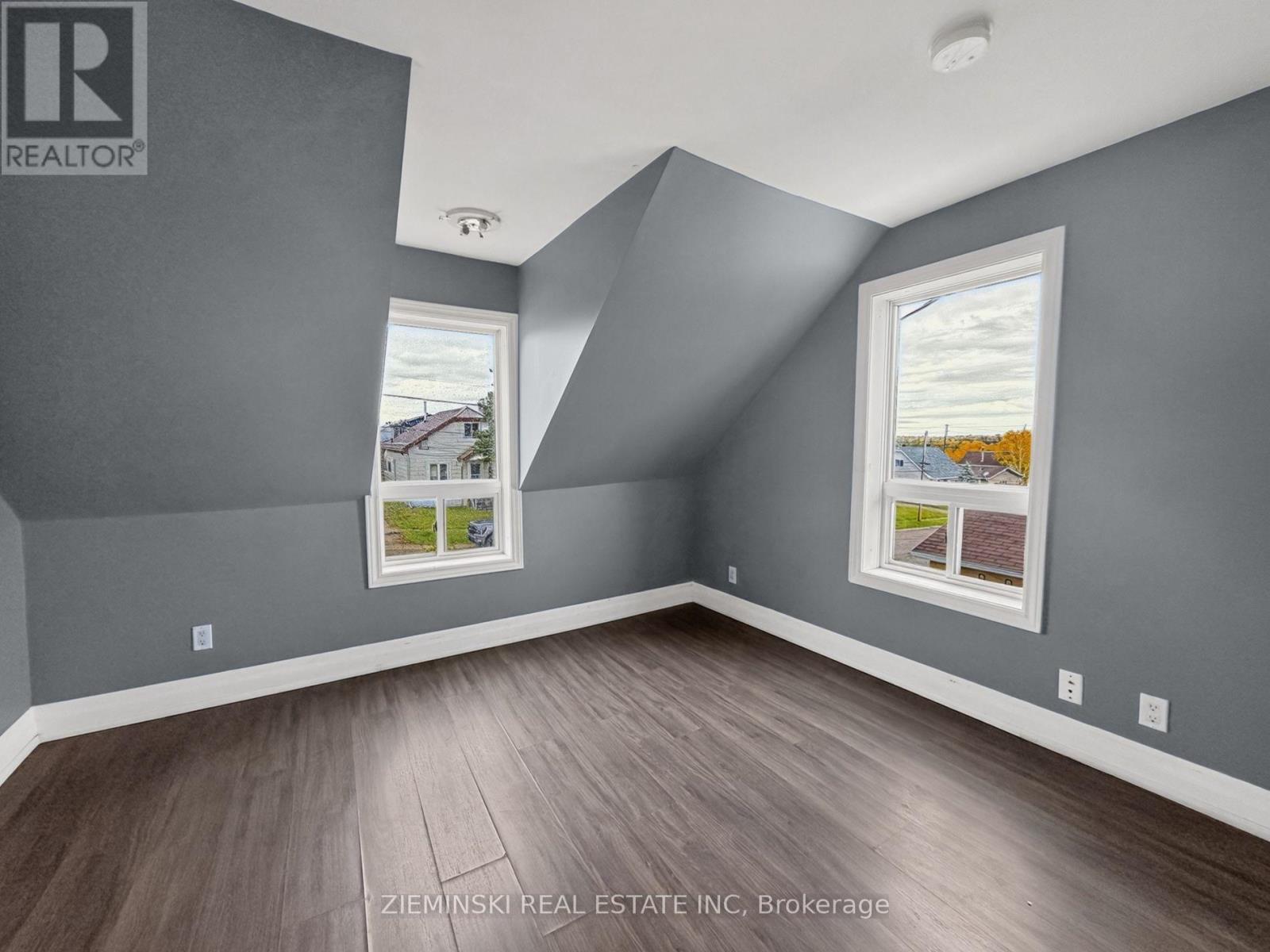 85 MARION STREET - 11
