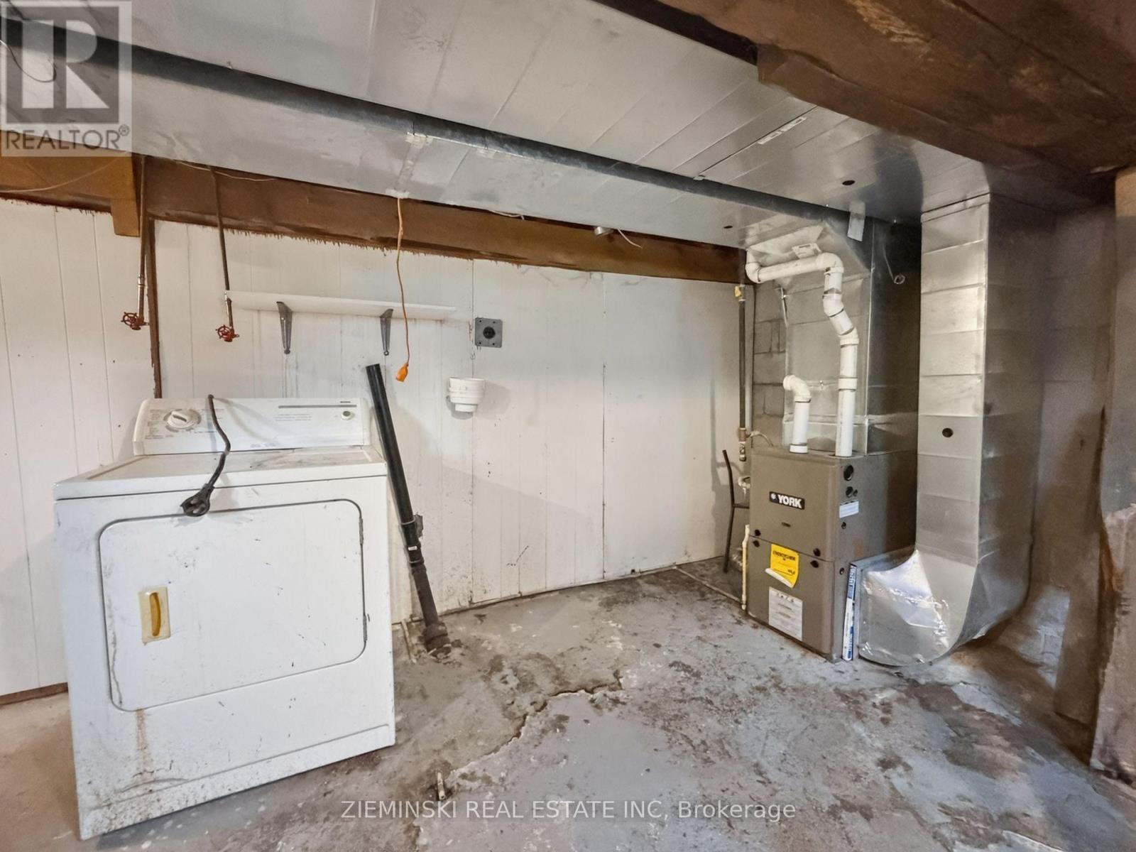 85 MARION STREET - 18