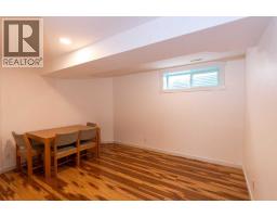 270 Somerside Park Sw, Calgary, AB T2Y3G5 Photo 37