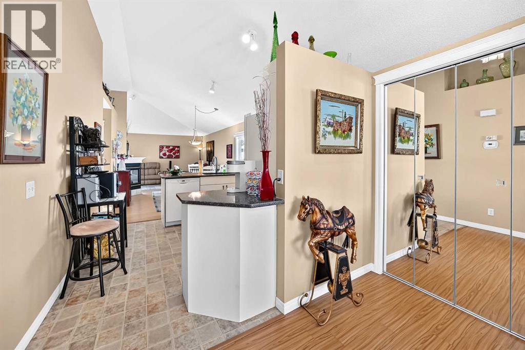 84 TUSCANY VALLEY Drive NW - 29