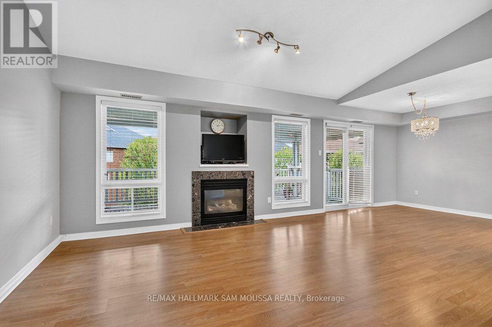19 COLCHESTER SQUARE - Image 8