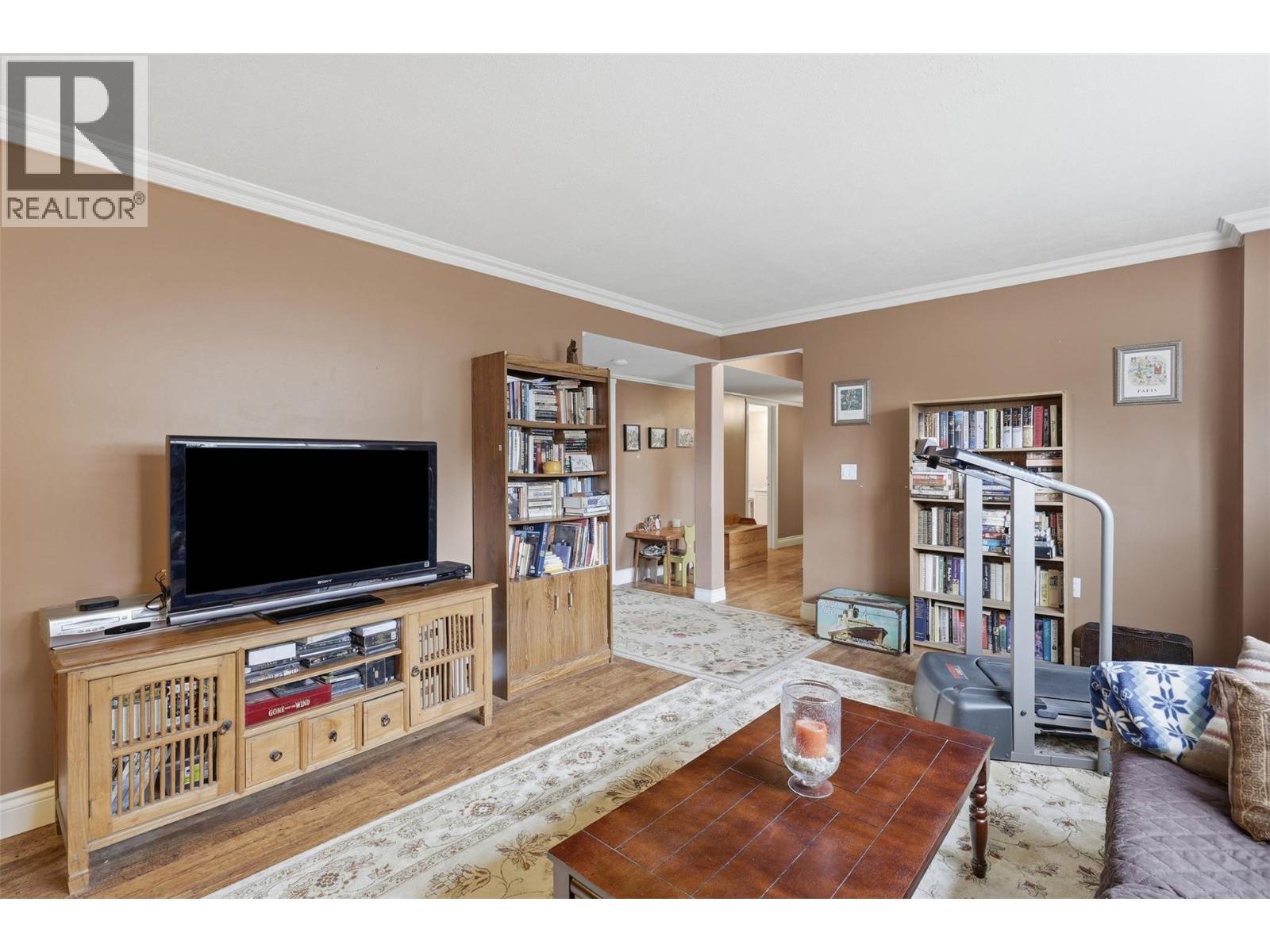 723 Moody Place - 16
