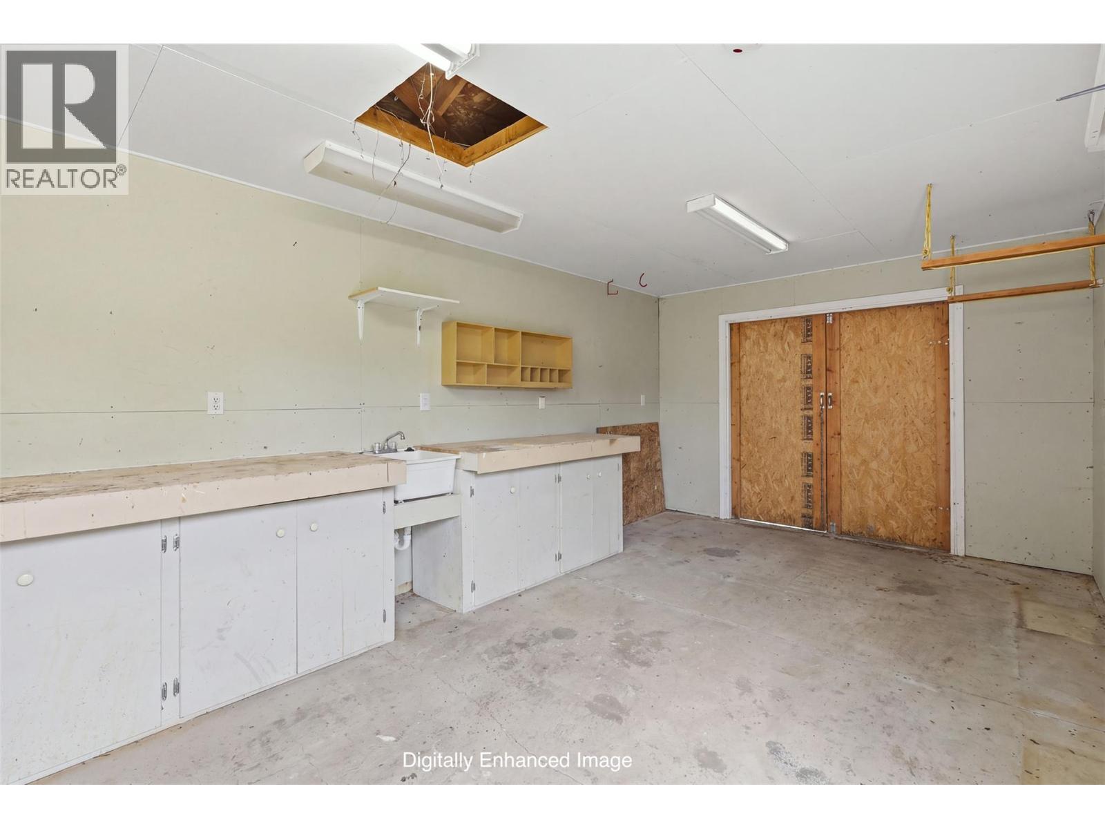 723 Moody Place - Image 28