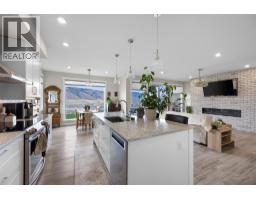 1968 Qu'appelle Boulevard, Kamloops, BC V2E0C1 Photo 36