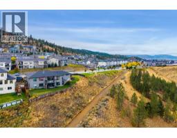 1968 Qu'appelle Boulevard, Kamloops, BC V2E0C1 Photo 73