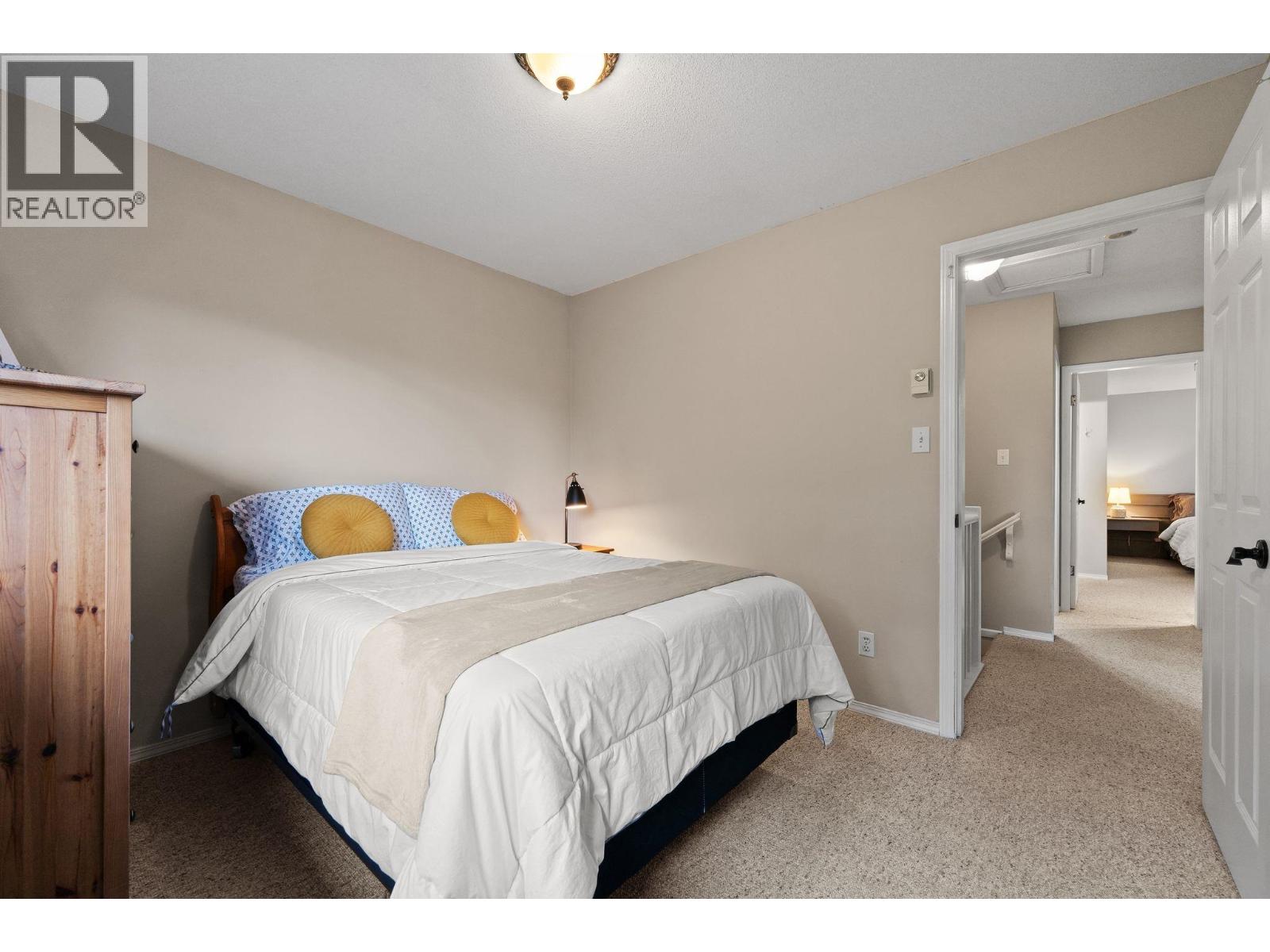 2894 MOUNT SEYMOUR PARKWAY, North Vancouver