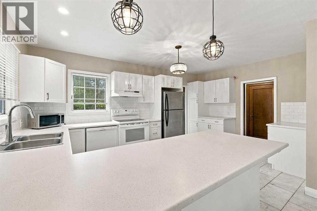 601 30 Avenue SW - 12