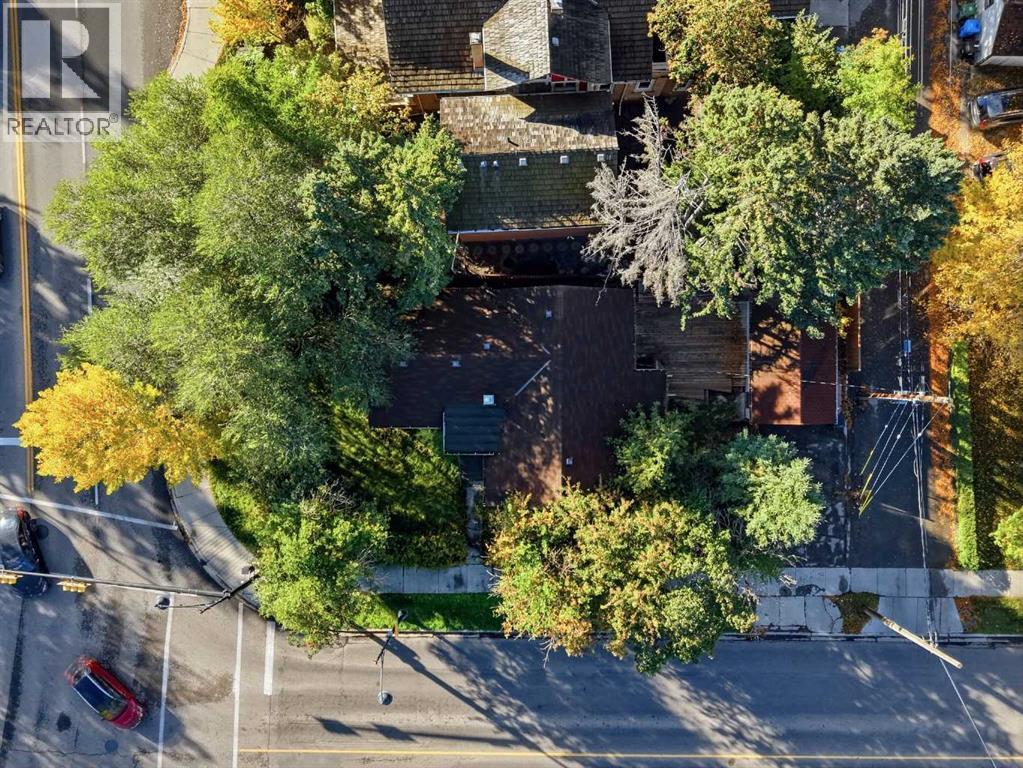 601 30 Avenue SW - 3